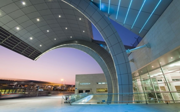 Tham quan sân bay Barajas Madrid – công trình kiến trúc của Tây Ban Nha
